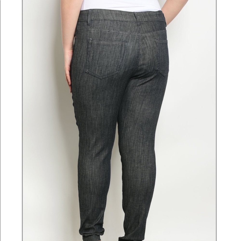 Dark Wash Skinny Jeans - Picture 2 of 3